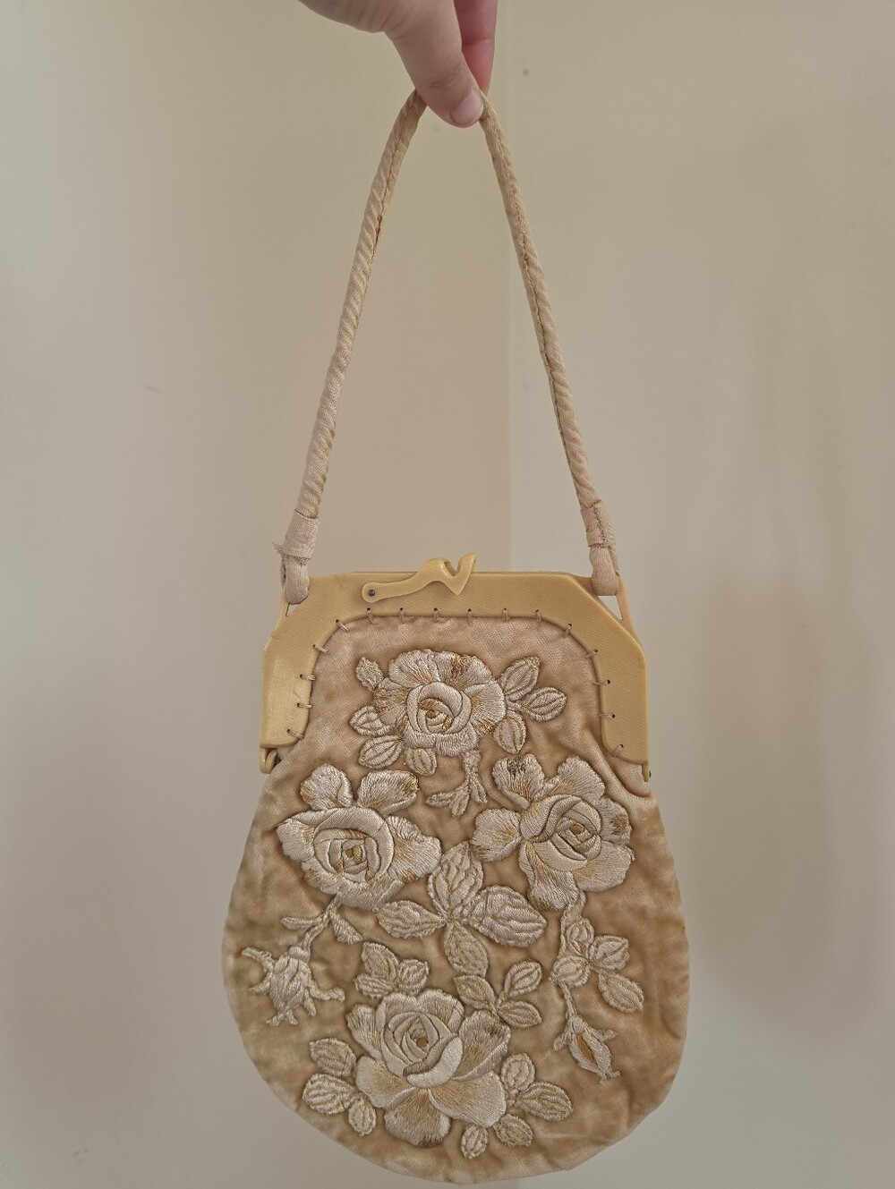 Vintage Private Collection Velvet Embroidered Rose Evening Bag – Celluloid Frame